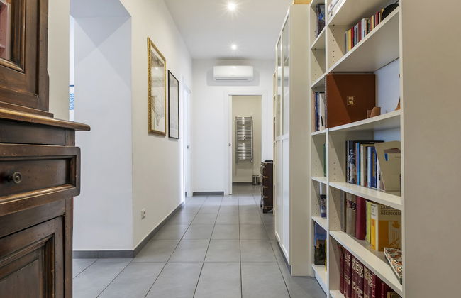 Porta Pia & Villa Torlonia Apartment with Balcony - Foto 4