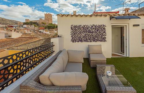 Attic Back Lion - Foto 13