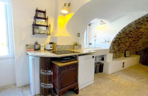 Casa del Castello Sleeps 4 Isolabona Italy - Foto 1
