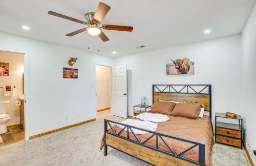 Near Lake Fork Home with Fire Pit in Yantis! - Foto 16