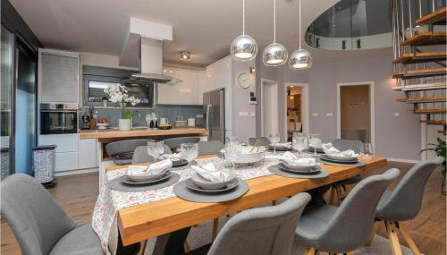 Gorgeous Home In Vrgorac With Wifi - Foto 5