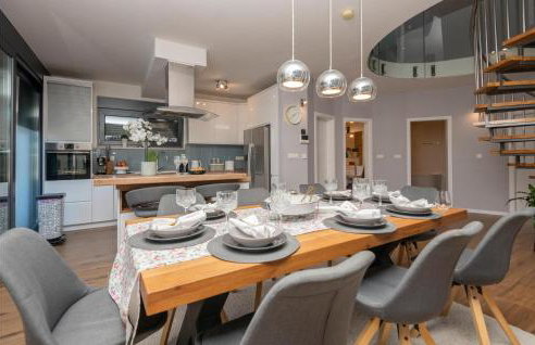 Gorgeous Home In Vrgorac With Wifi - Foto 5