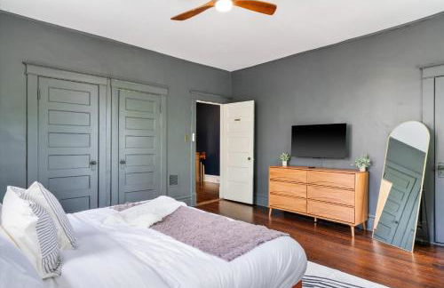 Pool Outdoor TV Fire Pit Game Room - Foto 28