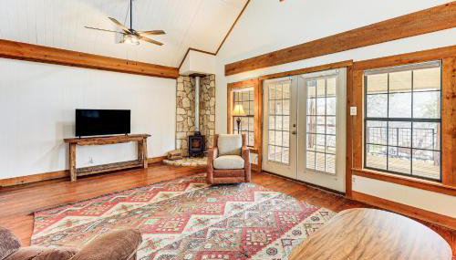 Fire Pit, Views Peaceful Texas Hill Country Cabin - Foto 4