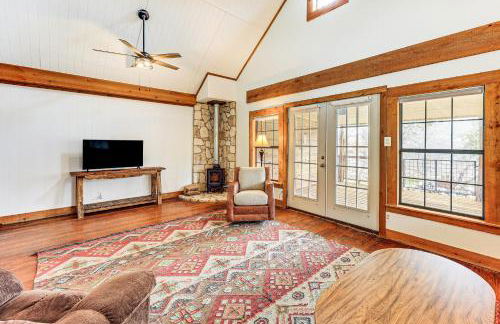 Fire Pit, Views Peaceful Texas Hill Country Cabin - Foto 4