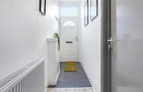 Contractor Luxury Home - Long Stays - 4 Bedrooms - Sleep 8 - Zip & Link Beds - Ultra Fast WiFi - Free Parking - Foto 16