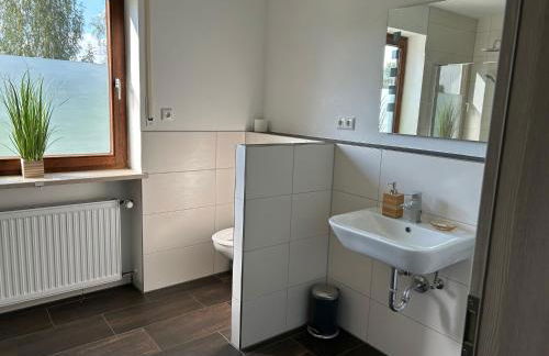 Ruhige Ferienwohnung mit Terrasse für 2 Personen - Foto 12