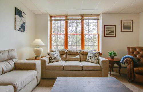 1 Mi to Allegheny River Cozy Apt with Shared Patio! - Foto 5