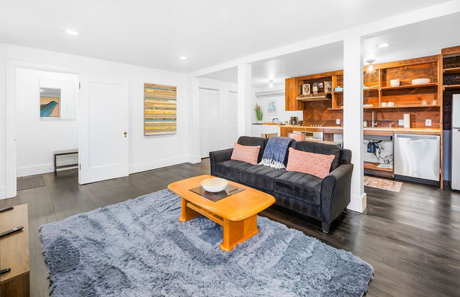 1BR Tranquil Haven in Beacon Hill - Photo 9