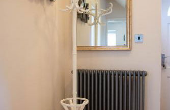 Spacious Townhouse on Quiet Street-Wi-Fi, Desk - Foto 24