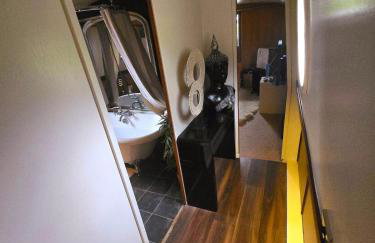 Selene Unique Luxury Houseboat Experience - Foto 20