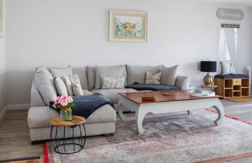 Rose Cottage - Photo 3