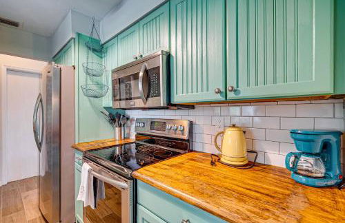 2 Mi to Boat Ramp Home in Bokeelia - Foto 8