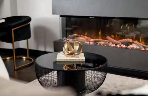 Near Transport - Hot tub - Fireplace - Sleeps 2 - Foto 7