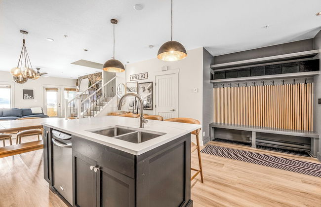 Vista at Big White Amazing Location View - Photo 4