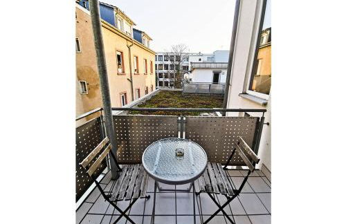 CF13 30m2 Central with Terrace AC and Netflix - Foto 24