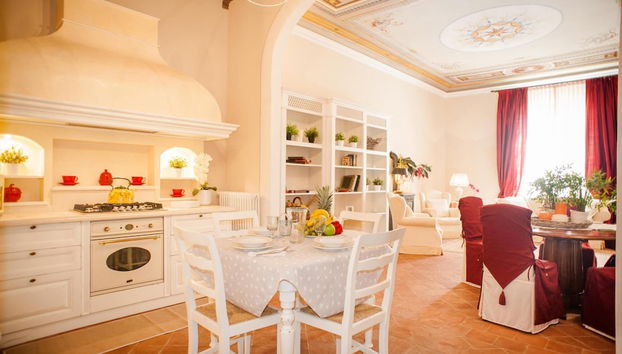 Casa Daniela, BEYOND THE EXTRAORDINARY Romantic Quiet Spacious Apartment Next to Guinigi Tower - Foto 2, Habitación