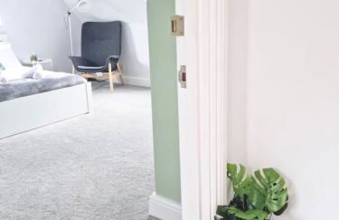 Hyland Apartment by CityNest - Foto 10