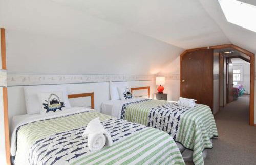 Peace and Quiet & Spacious Back Deck - Foto 18