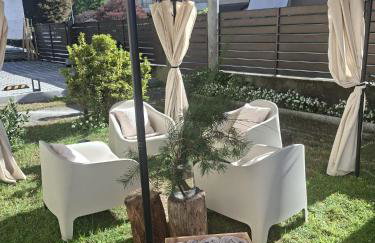 AgliChalet Erbe Montane-Vasca idromassaggio privata condivisa tra i due chalet, con parcheggio privato e colonnina ricarica auto elettrica con supplemento - Photo 5