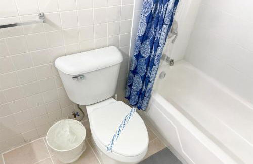 Sunny Isles Apartments by MiaRentals - Photo 22