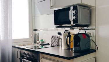 Neuwertiges Apartment mit schnellem WLAN, Netflix, Glasfaser, Kostenlose Privatparkplatz auch für Transporter geeignet R8 - Foto 2, stove