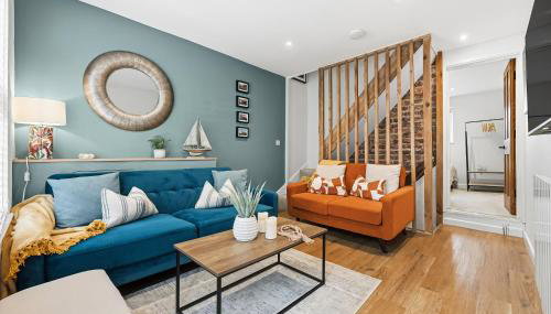 3-BR Luxe Cowes Cottage Harbour Views, Sleeps 6, with Private Garden - LONG TERM STAY WINTER SPECIAL OFFER AVAILABLE! - by Blue Puffin Stays - Foto 2