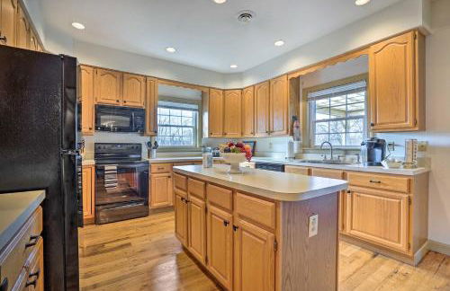 Chateau Ridge Peaceful Retreat with Fire Pit! - Foto 9