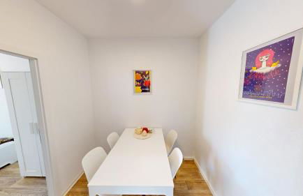 Wohlfühlapartment für 5 Personen, Haltestelle der Linie 5 in unmittelbarer Nähe, WLAN - Foto 5