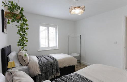 Modern 4BR House in the Centre Spacious & Ideal for Families and Contractors - Foto 20