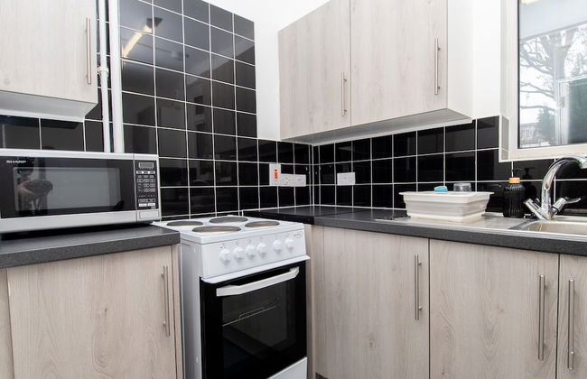 Stunning 1-bed Entire Apartment in Teddington - Foto 4