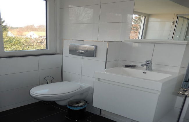 Detached House With Garden Near the Sea - Photo 7