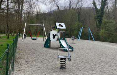 Bielle, grand appartement 38m2, piscine, 4 pers, couchages 160x200 - Foto 8