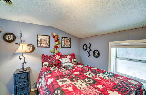 1 Mi to Hatfield-McCoy Trails Apt in Matewan - Photo 12