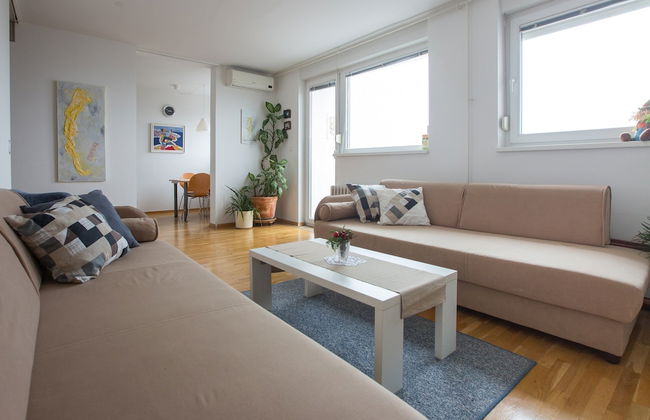 Rupa pod oblacima - Foto 11