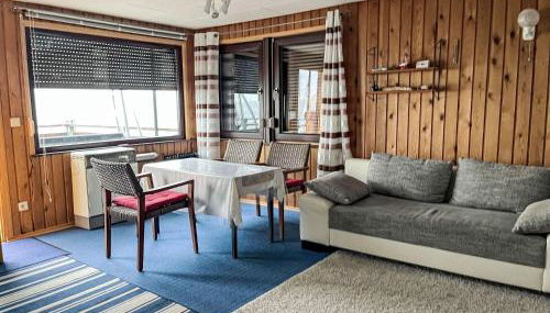 Chalet Bootshaus auf dem See by Interhome - Foto 4