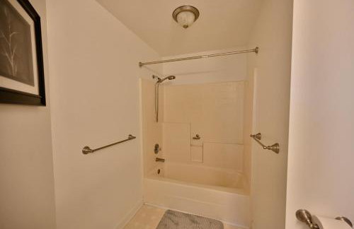 Majestic Home in Summer Oaks - Foto 37