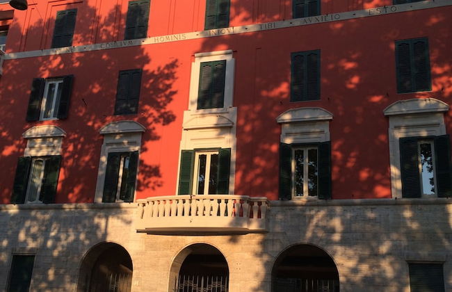 Augustana House - Photo 68