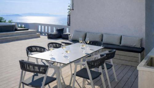 Rooftop Jacuzzi Apartment - Foto 3