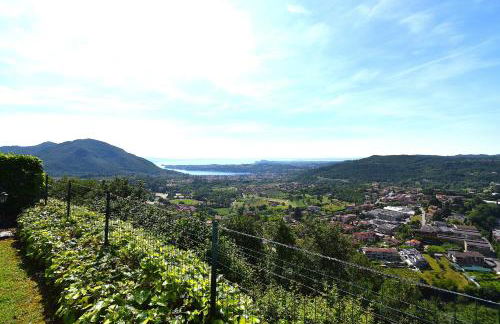 AmiroVista-Garden, Lake view, shared pool - Happy Rentals - Foto 51