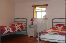 Hazel Barrow Farm Cottage - Photo 7