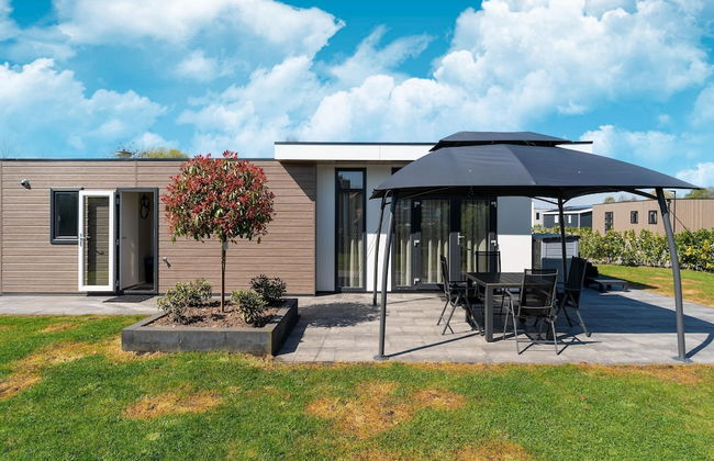 Rural House on Park Near Molenschot - Foto 1