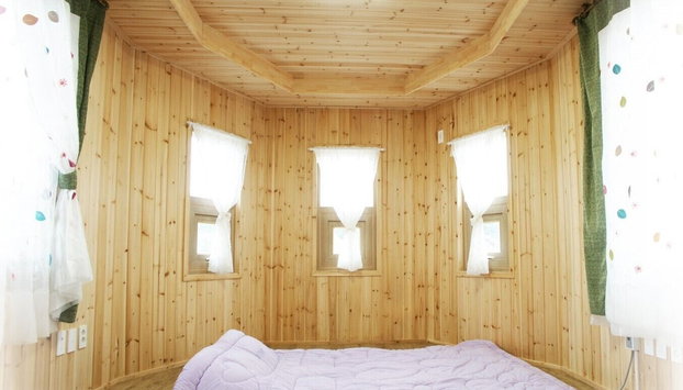 Five Finger Pension - Foto 2, Habitación