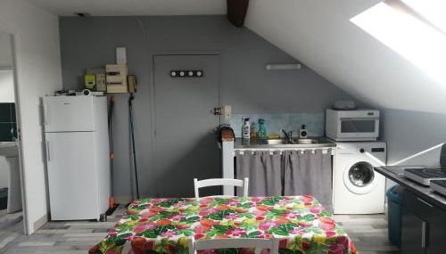 Appartement climatisé avec parking privé gratuit - Photo 3, stove