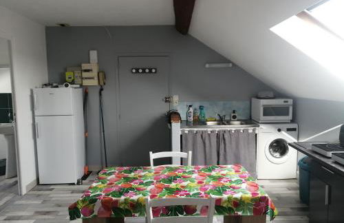 Appartement climatisé avec parking privé gratuit - Photo 3