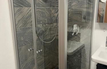 Ferienwohnung Nähe Autobahn Ruhige Lage für Familien & Monteure - Foto 9