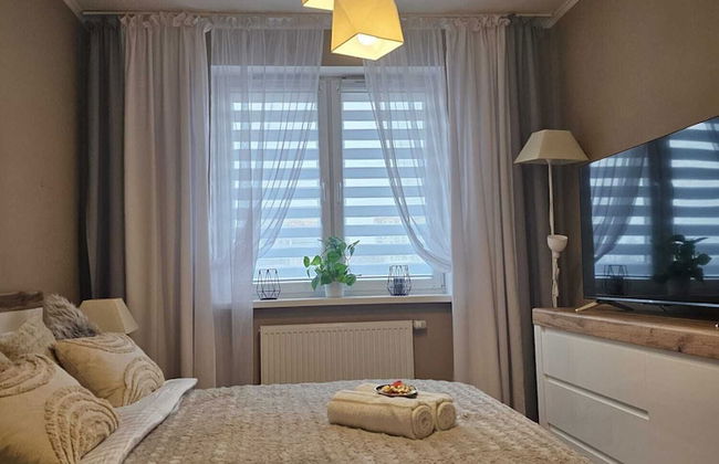 2 Bed Apartment in Zyrardow - Photo 1