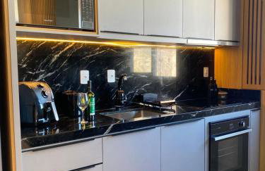 Apê a 450mt Praia da Vila - split, piscina com vista, BBQ e garagem coberta - Photo 19