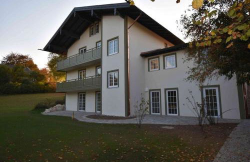 Schickes Apartment in Landhausvilla am Chiemsee - Foto 18