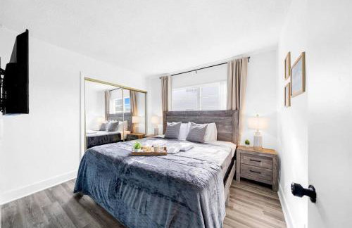 Palm Wave Stays - Designer's Stay - Sleeps 10 - Foto 7